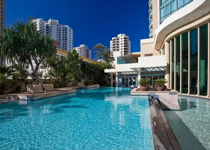 Legends Apartments - Qstay