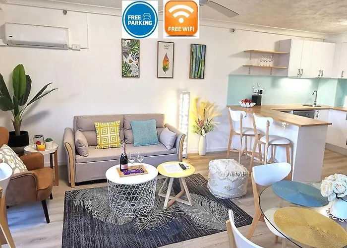 Beachside Modern Apartment In The Heart Of Surfers Paradise -Free Parking