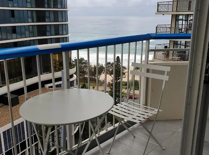 Spacious Quarterdeck Unit With Ocean Views
