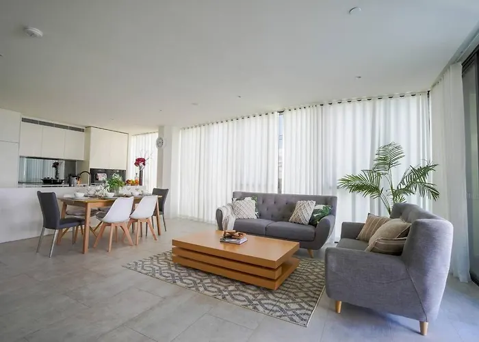 Serene Paradise Palms Luxury 3 Bed @Mermaid Water