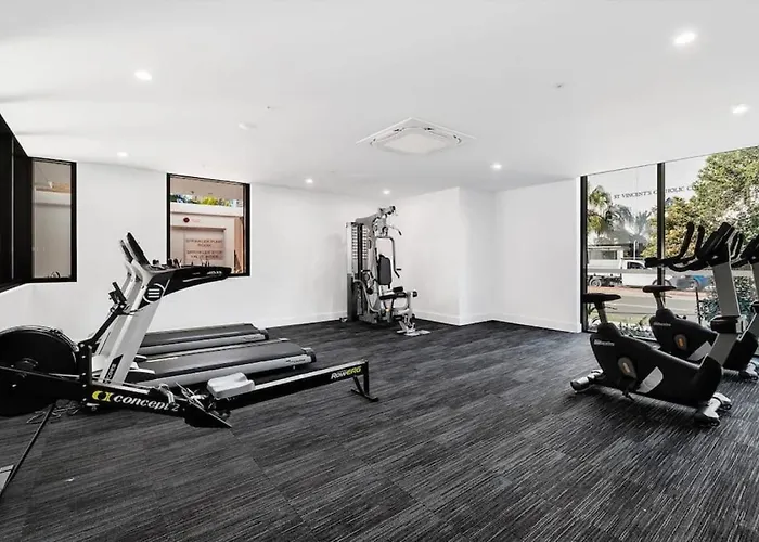 Comfortable 1Br Apt With Pool And Carpark