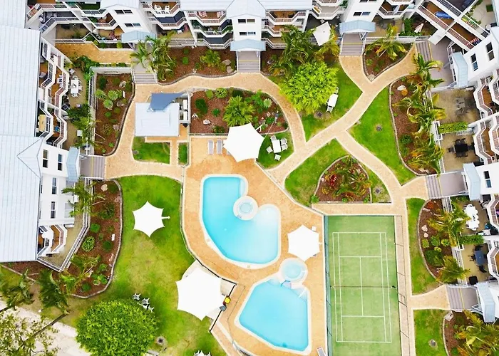 Pelican Cove Apartments