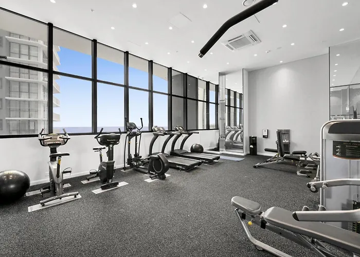 71St Floor Premium Stay With Expansive Ocean Views