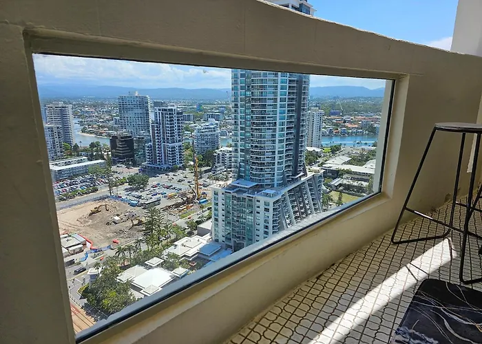 Oceanfront Surfers Celebrity Apartments