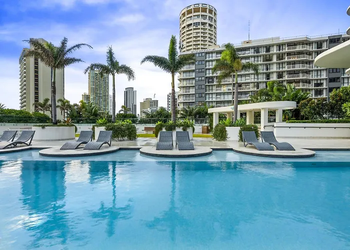 Luxury High Floor 3 Bedroom Unit With Ocean Views - Q Stay