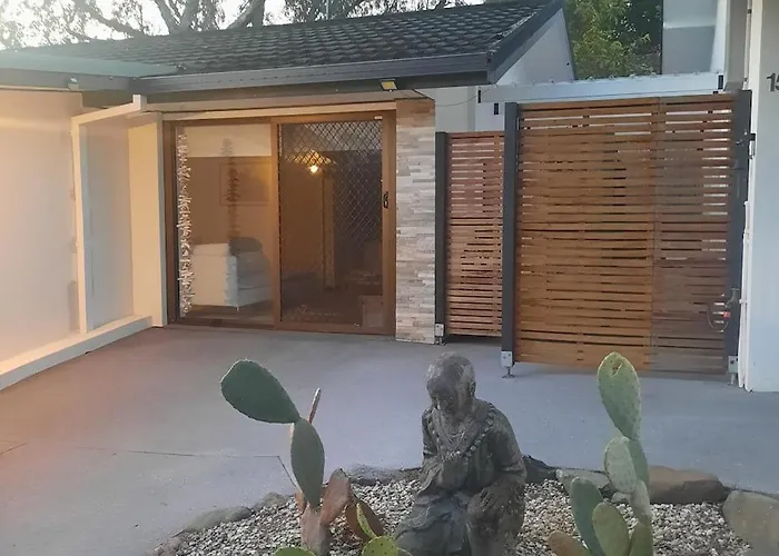 Bee Cottage