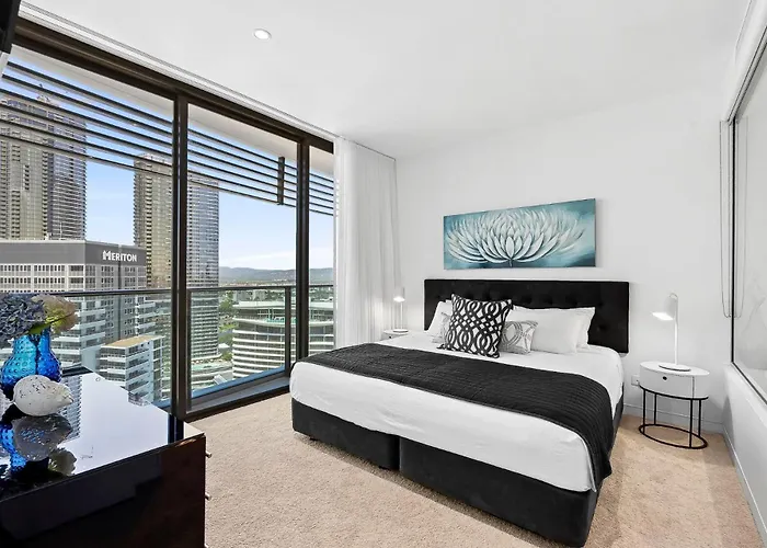 Luxury Sky High 1 Bedroom Escape With Ocean Views