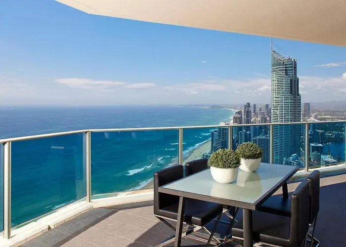 Hilton- Luxury Sky Ocean Lv27 Large Apartment