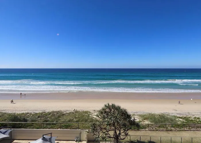 Beachside Tower Apartments