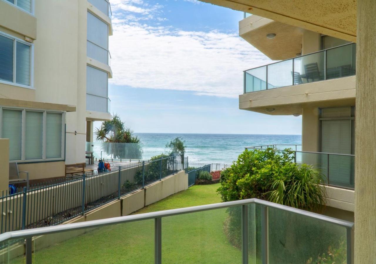 Foreshore Beachfront Aparthotel 3*