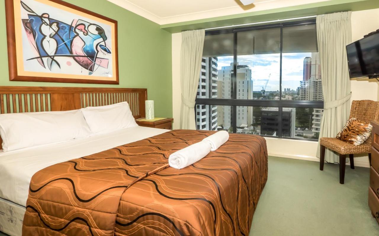 Aparthotel Victoria Square 4*