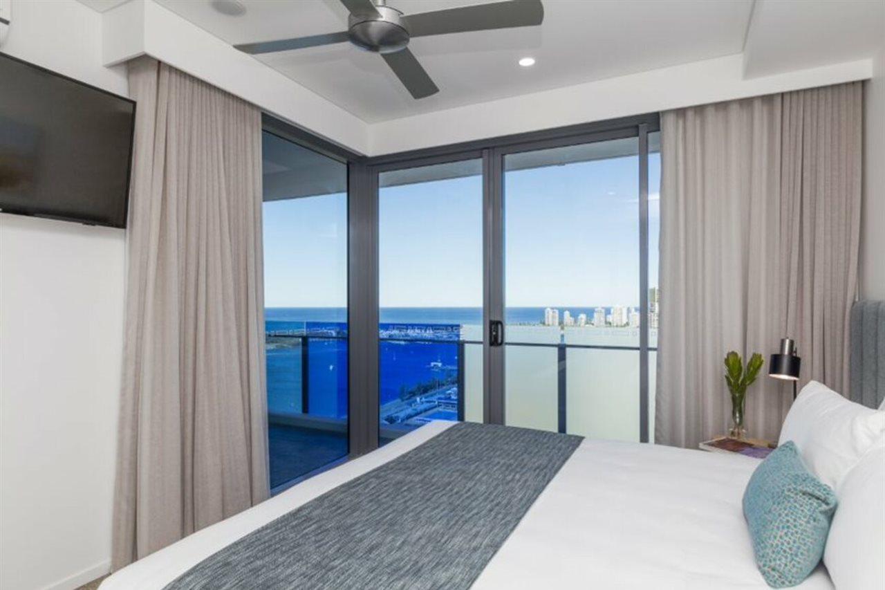 Sky Broadwater Hotel 4*