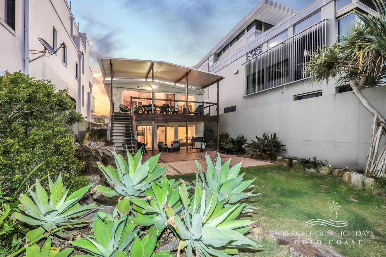 True Beachfront House Holiday home *