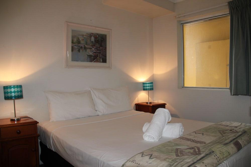 Aparthotel Broadwater Keys Gold Coast