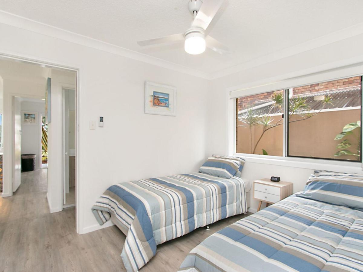 Shoreside Unit 1 - Absolute Beachfront Ground Level Unit In Tugun - Wi-fi Included Apartment Gold Coast