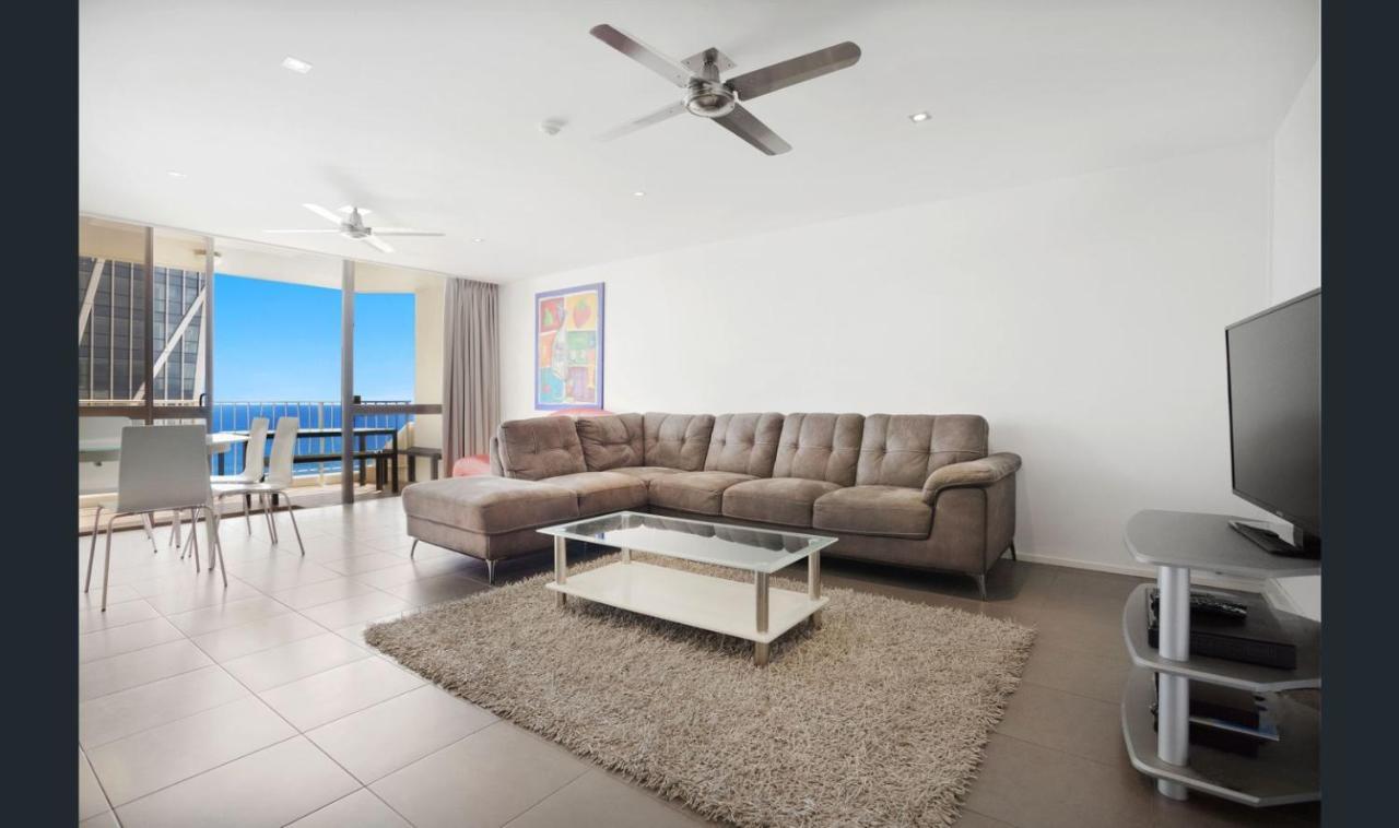 Breakers North Absolute Beachfront - Official Gold Coast