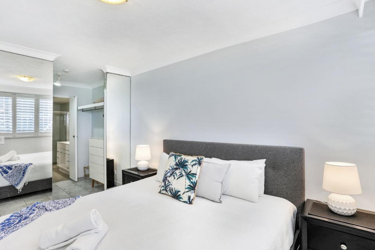 Breakers North Absolute Beachfront - Official Gold Coast
