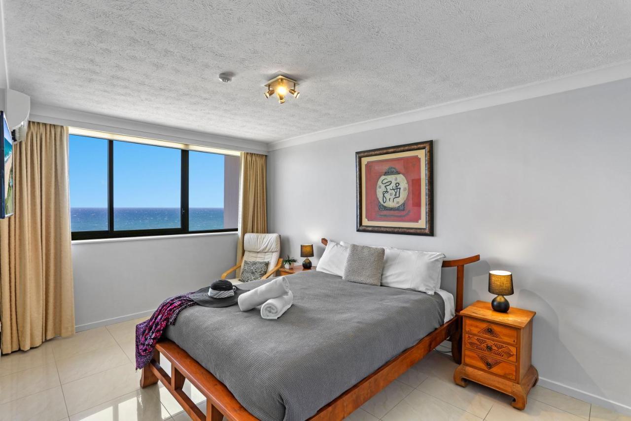 Breakers North Absolute Beachfront - Official 4*