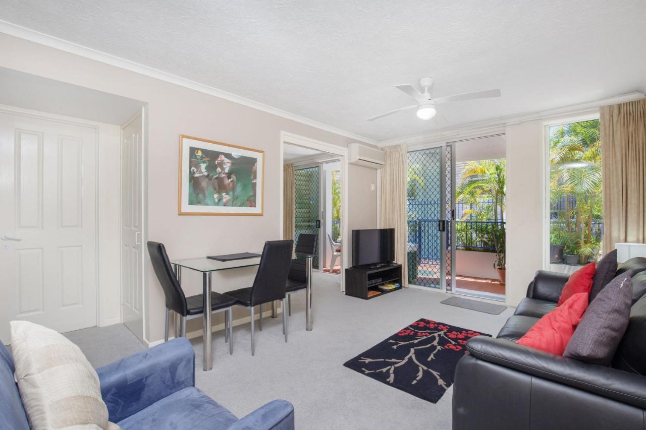 Aparthotel Surfers One Gold Coast