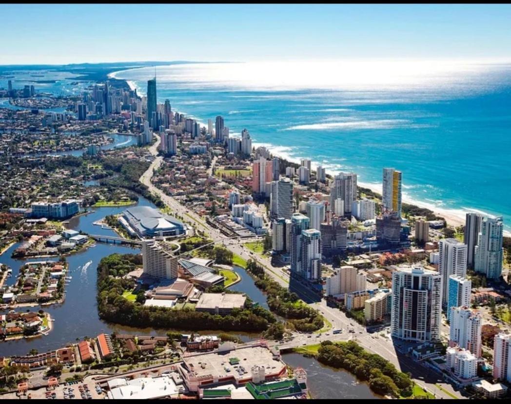 Family Oasis @ Broadbeach Gold Coast
