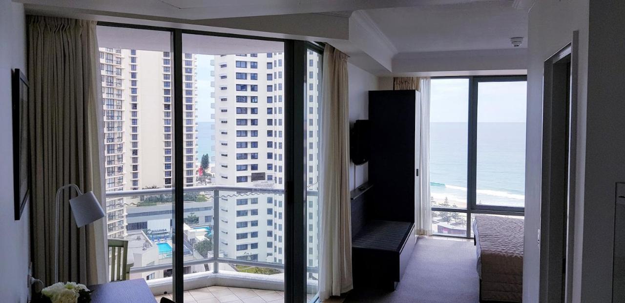 Legends Units With Panoramic Ocean Views In Surfers Paradise * Gold Coast