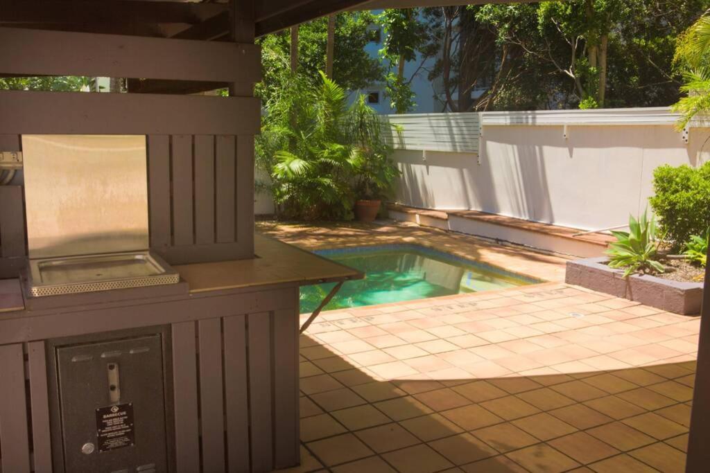 Surfers Paradise Self Contained 1 Bed Unit Apartment Gold Coast
