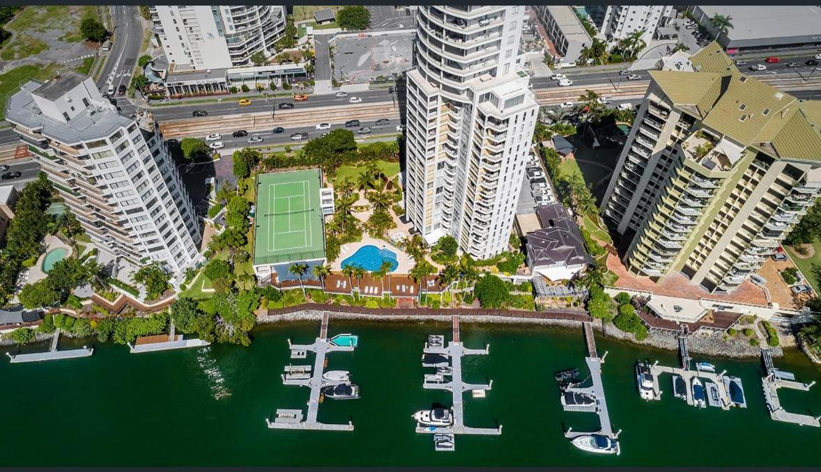 The Pinnacle * Gold Coast