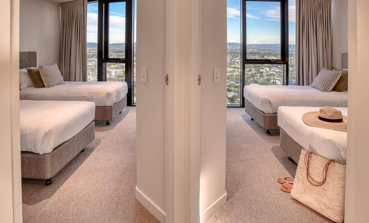 Encore Broadbeach - Official Gold Coast