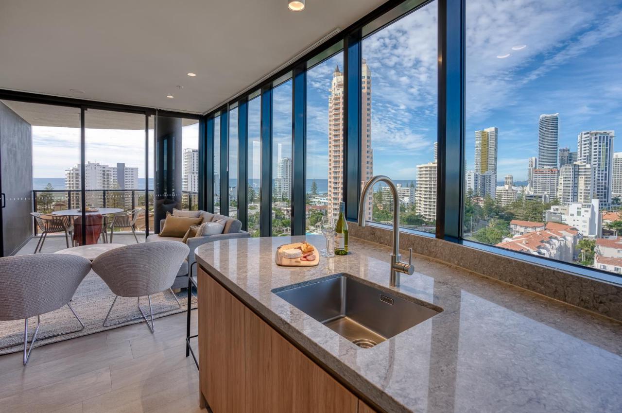 Encore Broadbeach - Official * Gold Coast