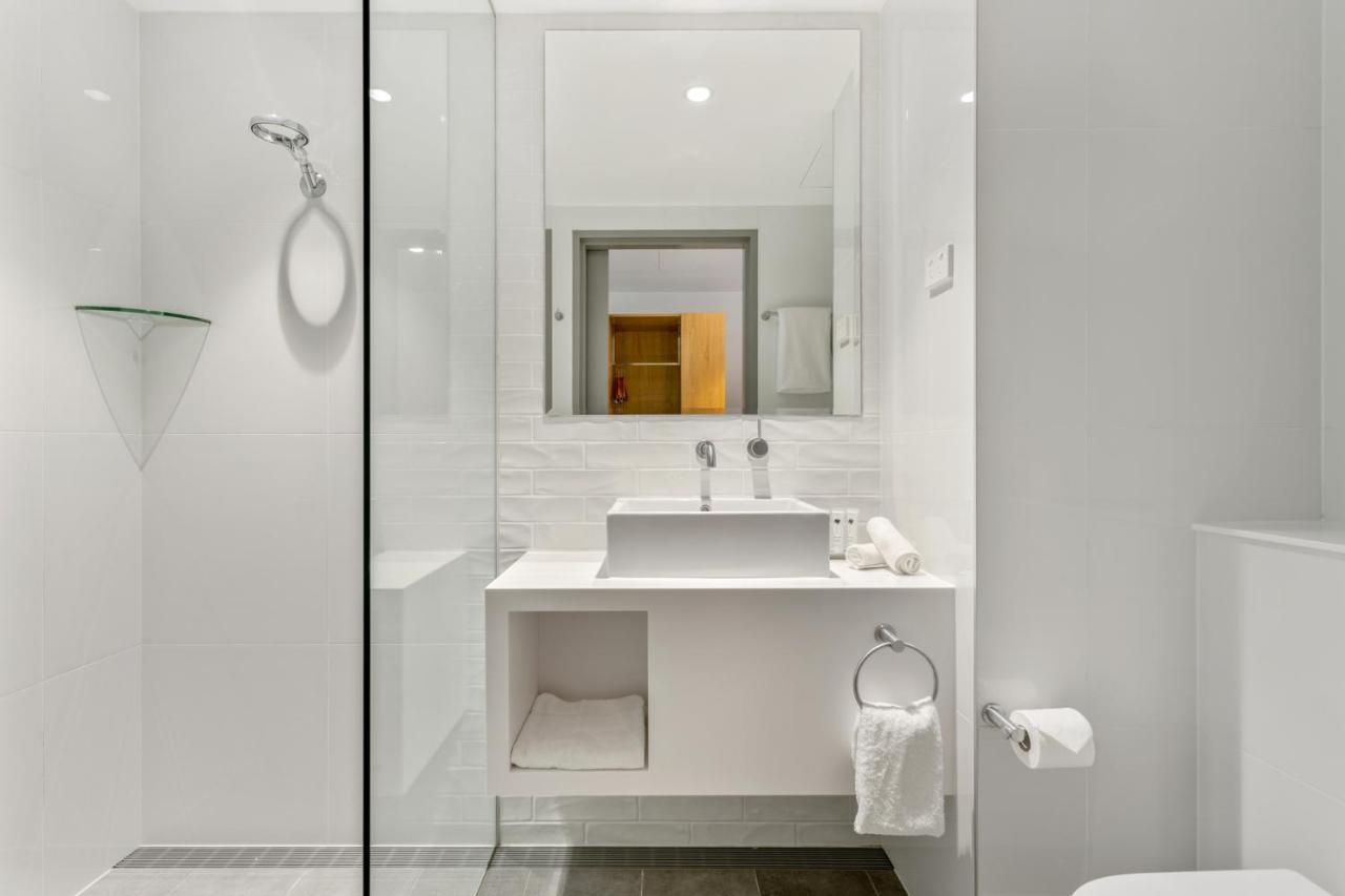 Rydges Airport 4*