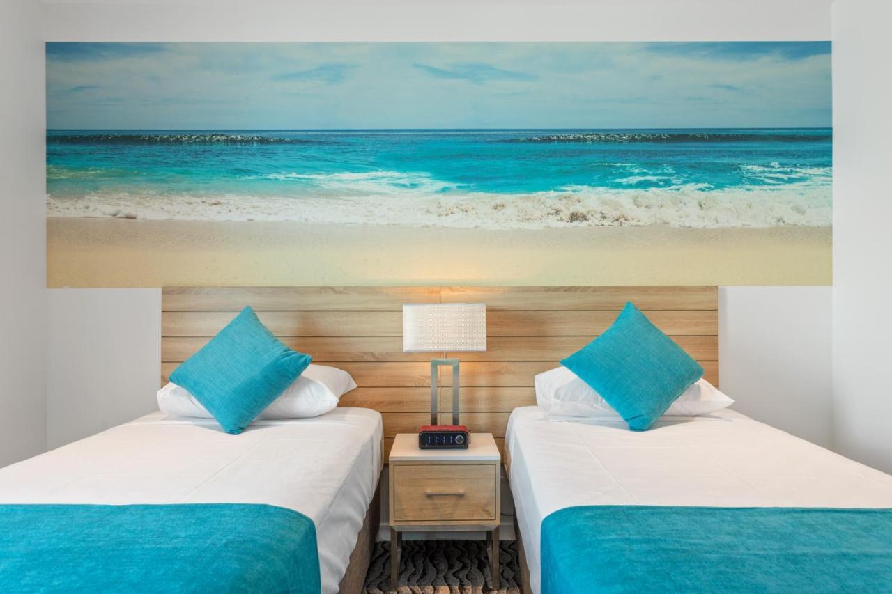 Hotel Rydges Airport