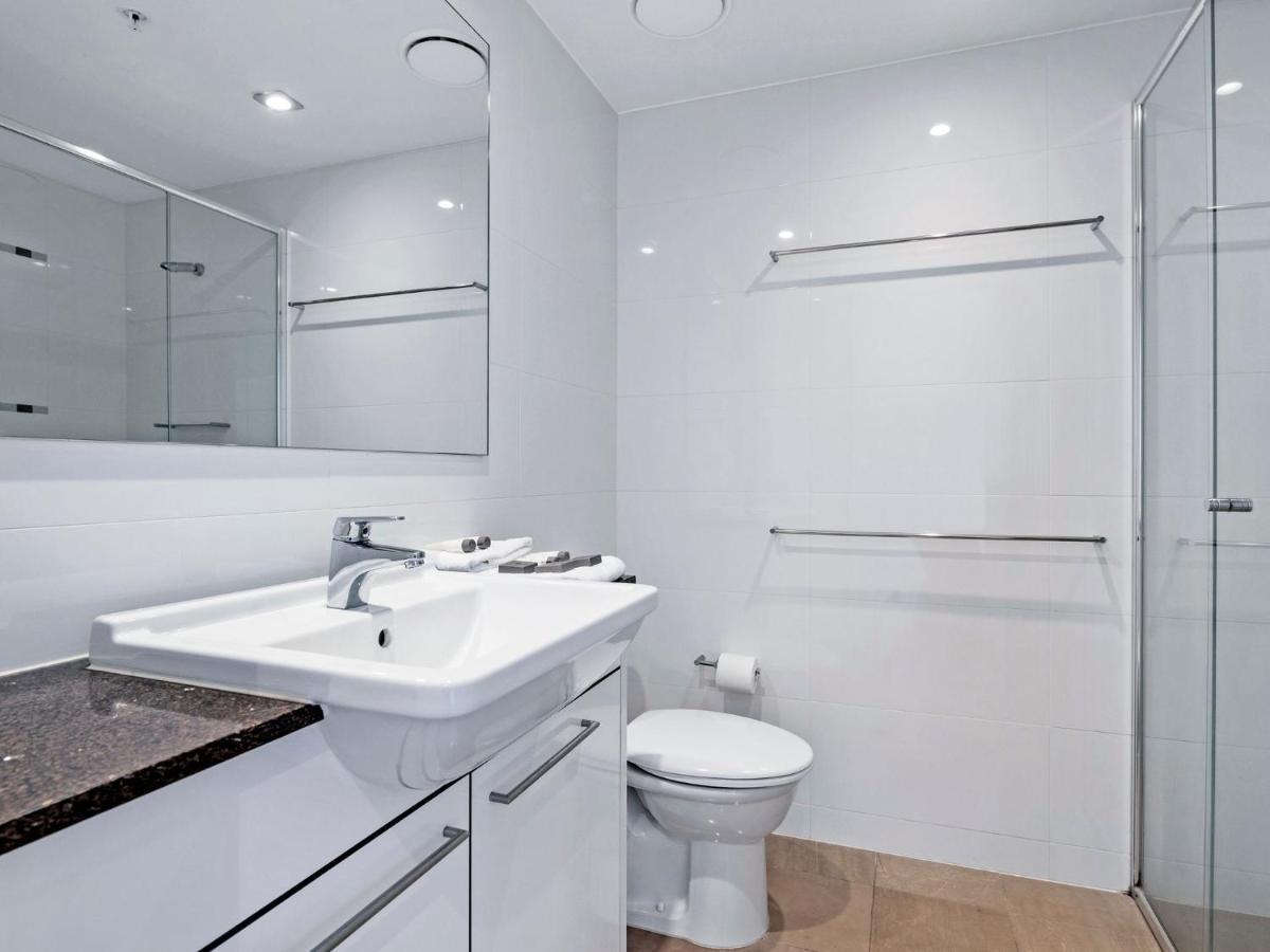 Spacious 3 Bedroom - Sierra Grand Apartment Gold Coast