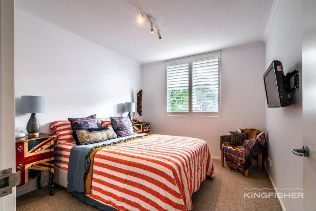 Luxe 3 Bedroom Rooftop Beachside Apartment *