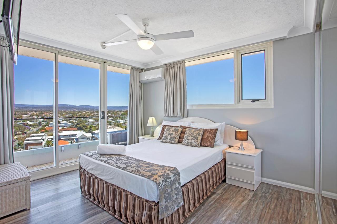 Southern Cross Beachfront Aparthotel 4*