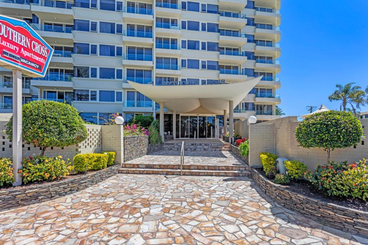 Southern Cross Beachfront 4* Gold Coast