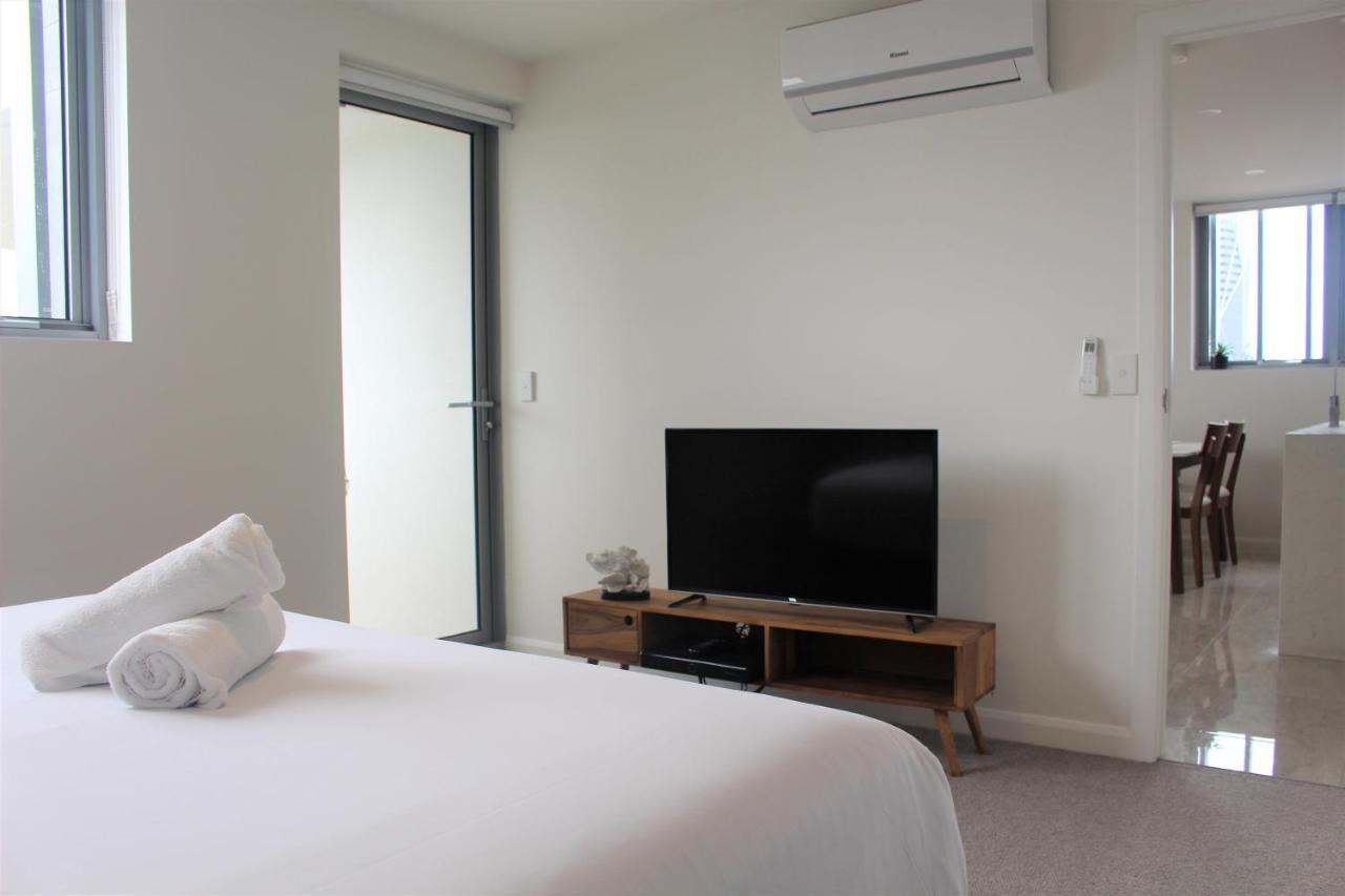 Serenity Surfers Paradise Apartment