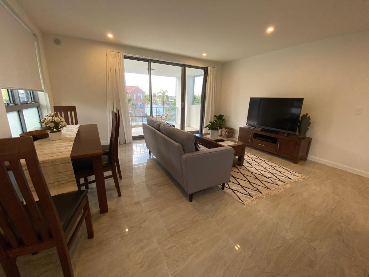 Serenity Surfers Paradise Apartment Gold Coast