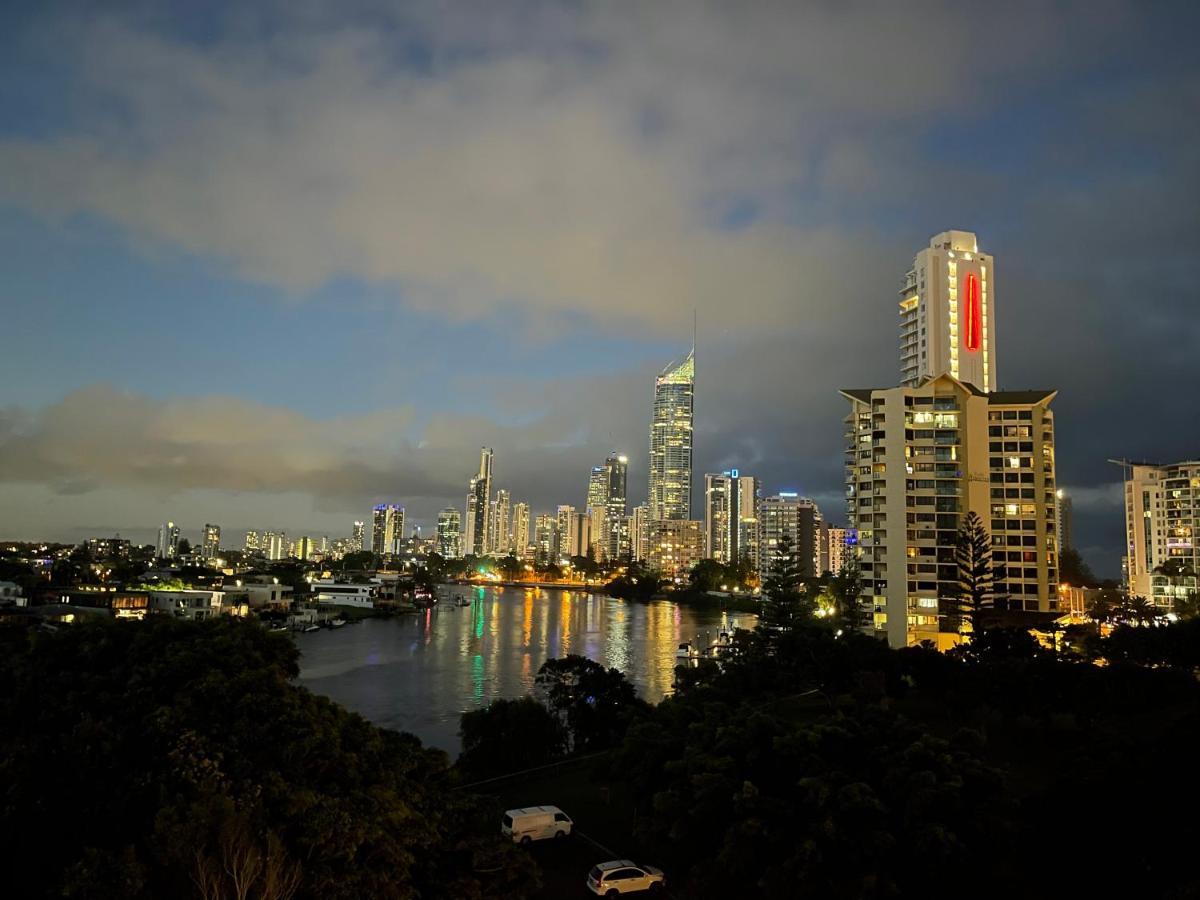 Serenity Surfers Paradise * Gold Coast