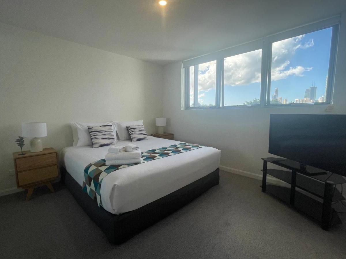 Apartment Serenity Surfers Paradise