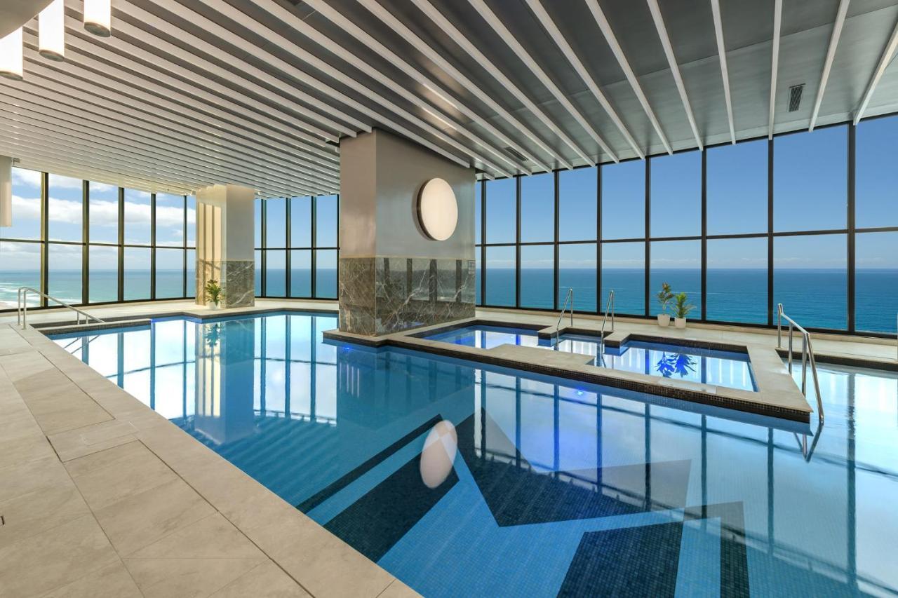 Meriton Surfers Paradise Aparthotel