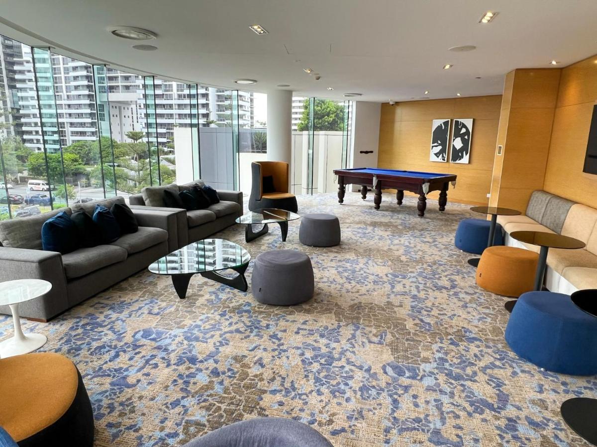 Level 30 Oracle Tower 2 Stunning Views And Free Parking - Gc Getaways *