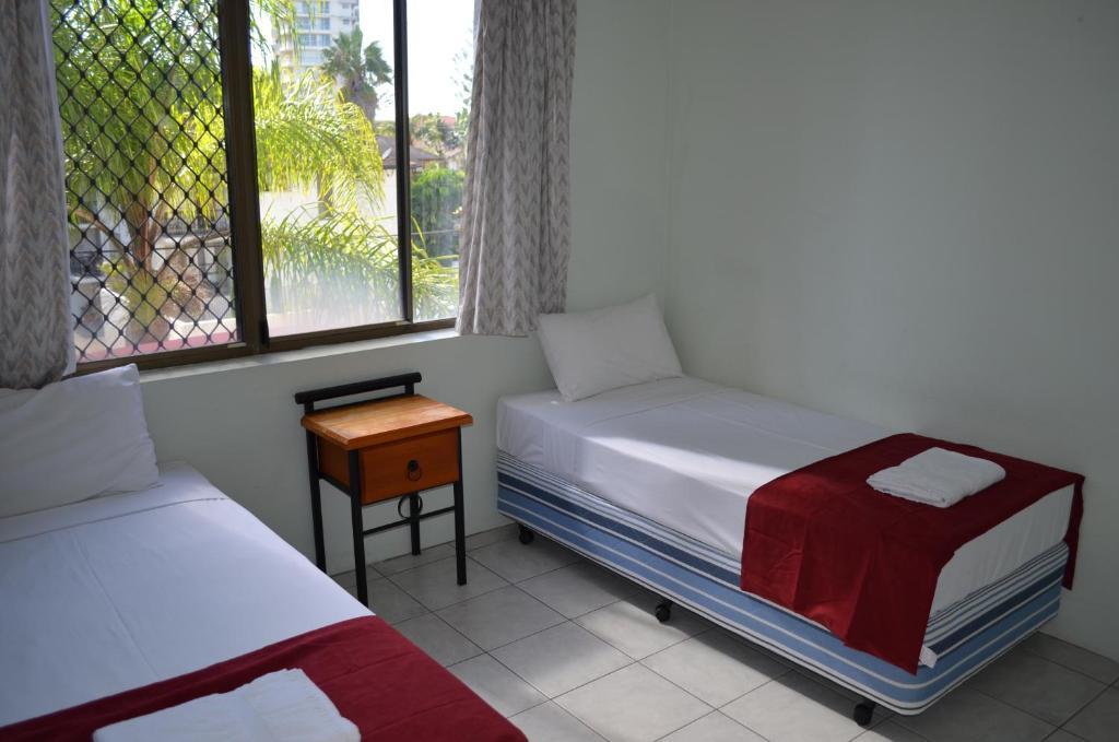 Enderley Gardens Aparthotel
