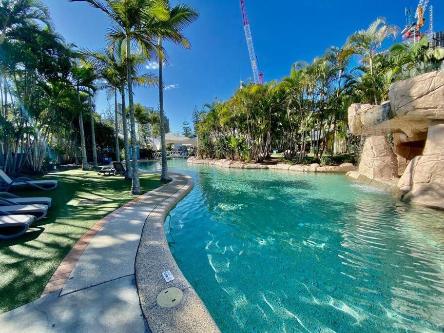Diamond 129 * Gold Coast