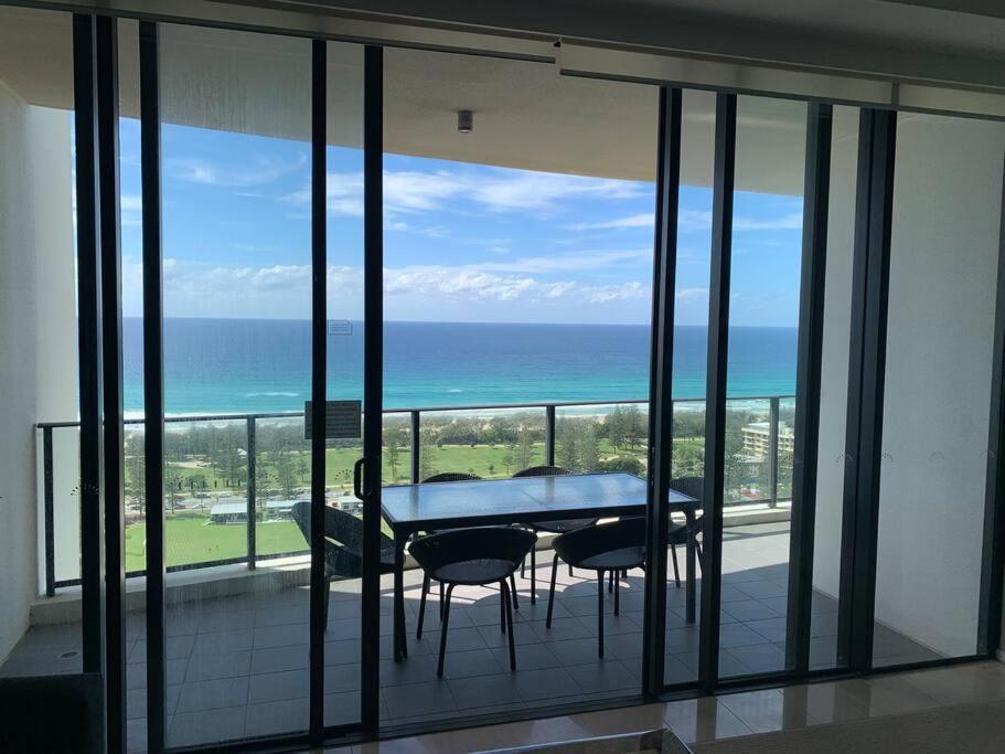 Sierra Grand 2406 Apartment Gold Coast