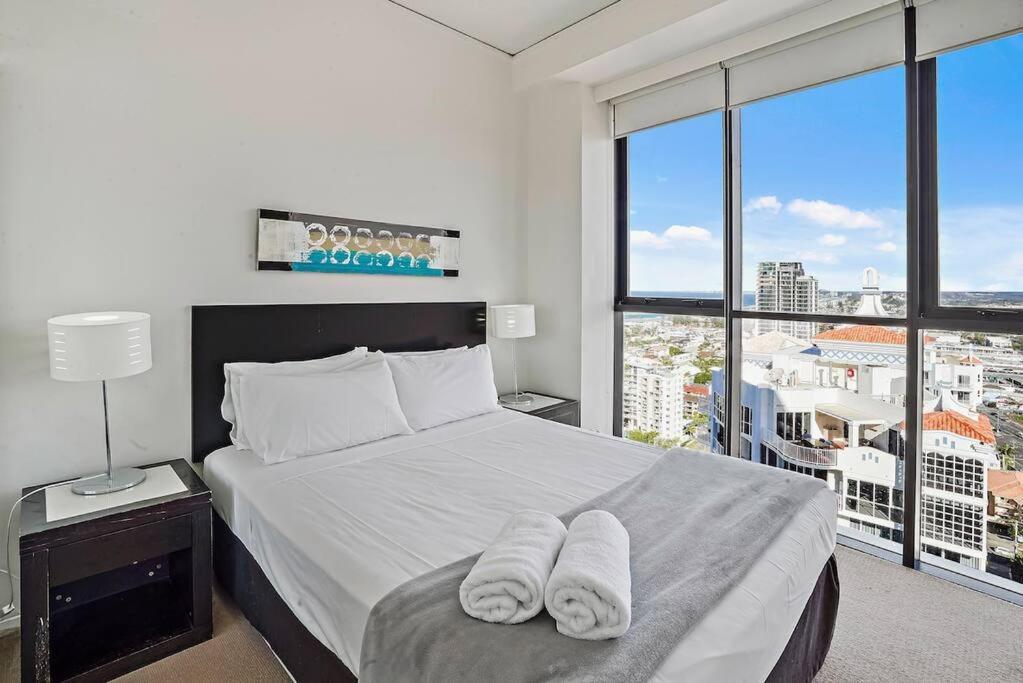 Sierra Grand 2406 Gold Coast