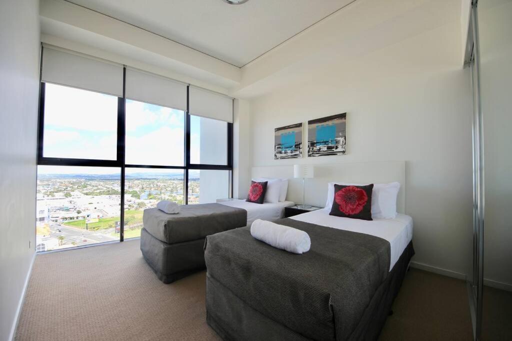 Sierra Grand 2406 Gold Coast