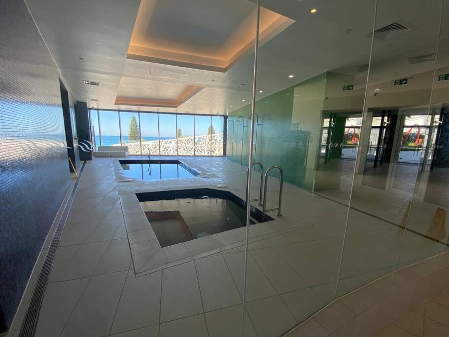 Beachfront Luxury In Soul Surfers Paradise 9th Gold Coast