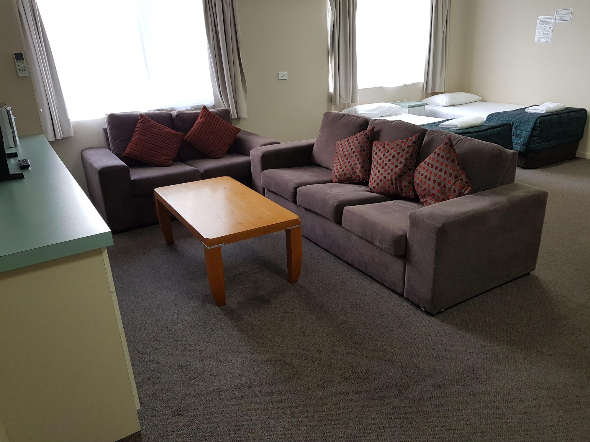 Southport & Aparthotel 3*