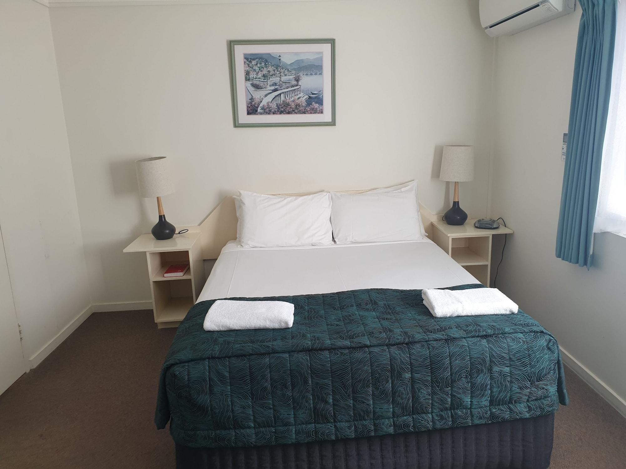 Aparthotel Southport & 3*