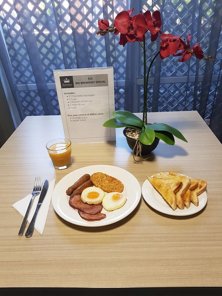 Aparthotel Southport &